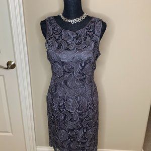 ADRIANNA PAPELL , SIZE 8, GREY DRESS